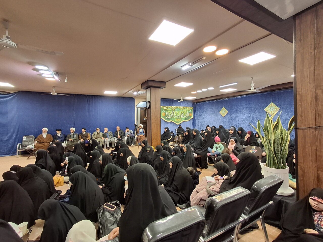 عضو جماعة المدرّسين في الحوزة العلميّة بقم: كشف الحجاب ليس مجرّد معصيةٍ فرديّةٍ