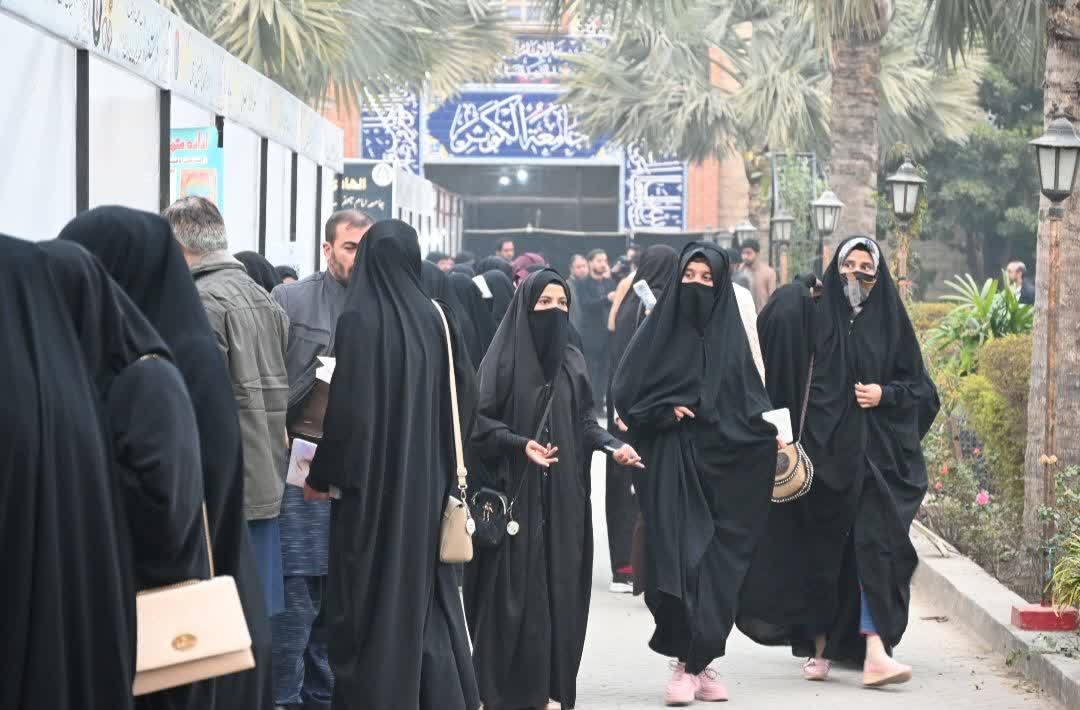 تصاویر / پاکستان کے دارالحکومت اسلام آباد میں اپنی نوعیت کے پہلے کتاب میلہ کا انعقاد