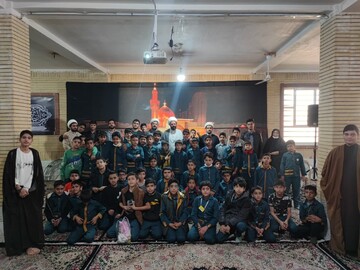 تصاویر/ آشنایی دانش‌آموزان با مدرسه علمیه جعفریه زرند