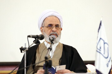 «قانون طلایی پژوهش» که آیت‌الله‌ اعرافی آن را رمزگشایی کرد