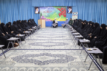 تربیت، انسان‌سازی و تبلیغ دین از وظایف مهم بانوان مؤمن است / حضرت زهرا (س)؛ الگوی ایمان و اخلاص، سرآمد در فعالیت‌های اجتماعی، فرهنگی و تربیتی است