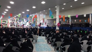 تصاویر/همایش بزرگ بانوان مثلِ زهرا (س) استوار، در آران و بیدگل