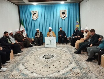 برگزاری اعتکاف عمومی و دانش‌آموزی در شهرستان فامنین+تصاویر