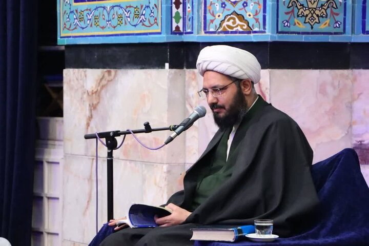 تصاویر/ محفل قرآن و عترت طلاب مدارس آیت‌الله مجتهدی و آیت‌الله حق‌شناس