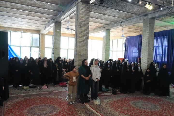 تصاویر/ جشن ولادت حضرت فاطمه زهرا(س) توسط مدرسه علمیه الزهرا در ماهان