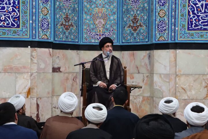 تصاویر/ جشن ولادت حضرت زهرا (س) و تکریم خانواده‌های اساتید و طلاب