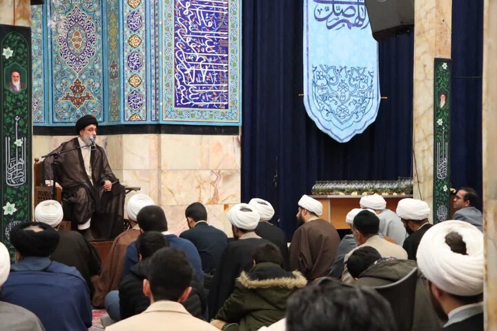 تصاویر/ جشن ولادت حضرت زهرا (س) و تکریم خانواده‌های اساتید و طلاب