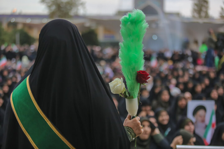 تصاویر| میثاق بانوان شیرازی با میراث فاطمی عفاف و حجاب