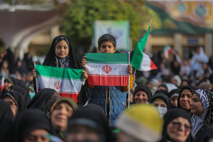 تصاویر| میثاق بانوان شیرازی با میراث فاطمی عفاف و حجاب