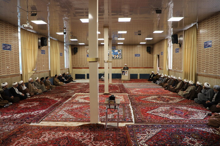 تصاویر/ آیین تکریم و معارفه سرپرست مدرسه علمیه امیرالمومنین (ع) تبریز