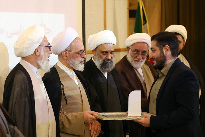 تصاویر/ برگزیدگان شانزدهمین جشنواره علامه حلی