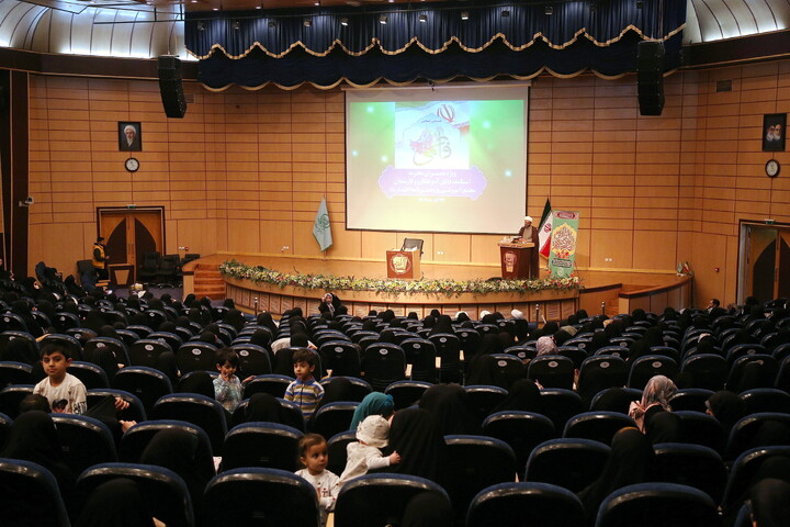 تصاویر/ هشتمین همایش بزرگ جشن فاطمی