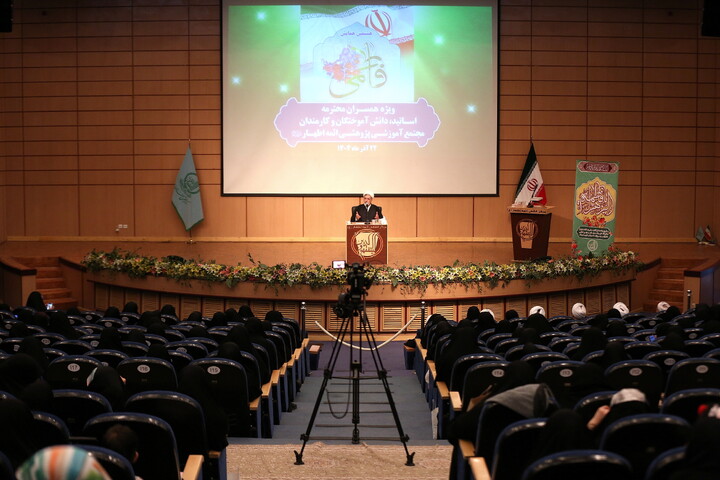 تصاویر/ هشتمین همایش بزرگ جشن فاطمی