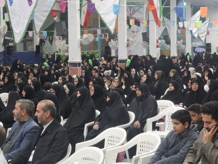 تصاویر/همایش بزرگ بانوان مثلِ زهرا (س)،استوار درآران و بیدگل