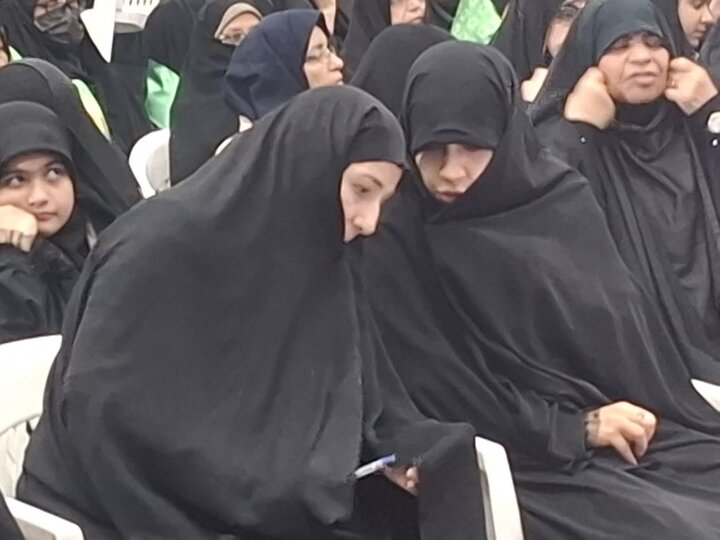 تصاویر/همایش بزرگ بانوان مثلِ زهرا (س)،استوار درآران و بیدگل