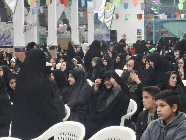 تصاویر/همایش بزرگ بانوان مثلِ زهرا (س)،استوار درآران و بیدگل