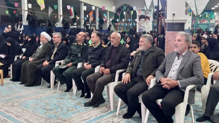 تصاویر/همایش بزرگ بانوان مثلِ زهرا (س)،استوار درآران و بیدگل