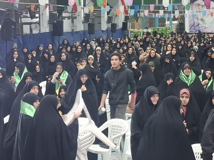 تصاویر/همایش بزرگ بانوان مثلِ زهرا (س)،استوار درآران و بیدگل
