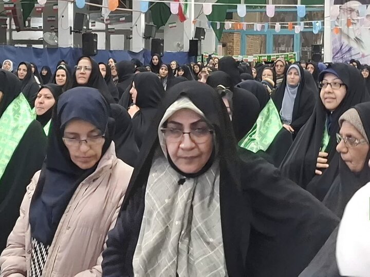 تصاویر/همایش بزرگ بانوان مثلِ زهرا (س)،استوار درآران و بیدگل