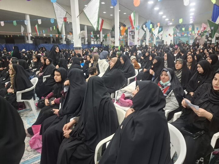 تصاویر/همایش بزرگ بانوان مثلِ زهرا (س)،استوار درآران و بیدگل