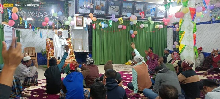 ফাতিমা জাহরা (সা.আ.) জন্মদিন উপলক্ষে মাহফিলের আয়োজন/ছবি