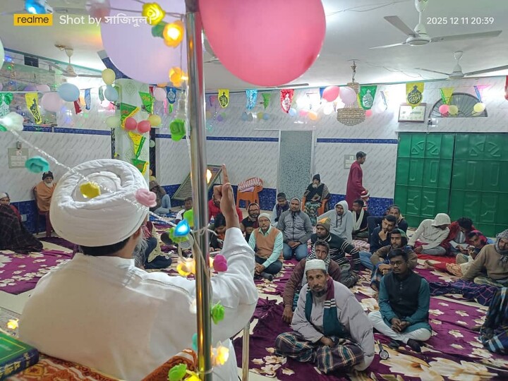 ফাতিমা জাহরা (সা.আ.) জন্মদিন উপলক্ষে মাহফিলের আয়োজন/ছবি