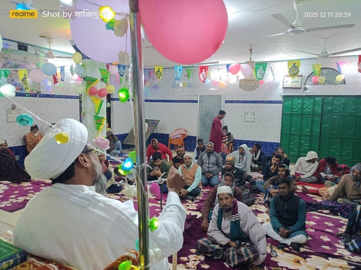 ফাতিমা জাহরা (সা.আ.) জন্মদিন উপলক্ষে মাহফিলের আয়োজন/ছবি