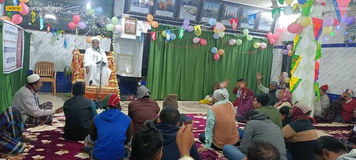 ফাতিমা জাহরা (সা.আ.) জন্মদিন উপলক্ষে মাহফিলের আয়োজন/ছবি