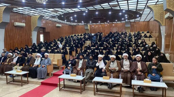 پاکستان کے دارالحکومت اسلام آباد میں اپنی نوعیت کے پہلے کتاب میلہ کا انعقاد