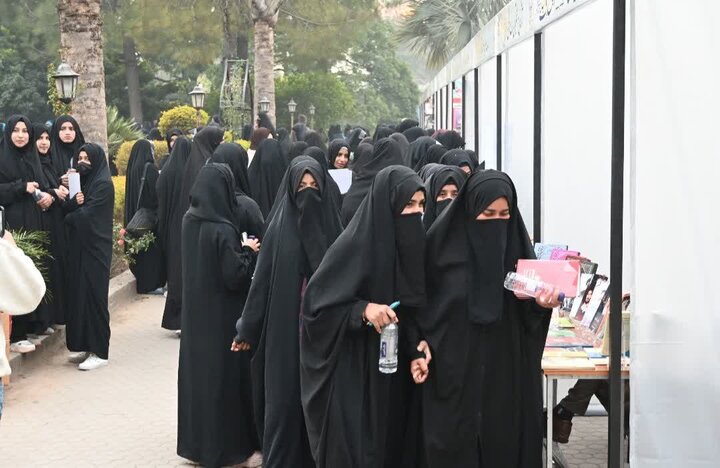 پاکستان کے دارالحکومت اسلام آباد میں اپنی نوعیت کے پہلے کتاب میلہ کا انعقاد