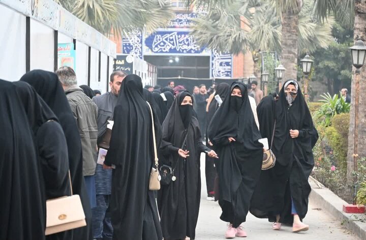 تصاویر / پاکستان کے دارالحکومت اسلام آباد میں اپنی نوعیت کے پہلے کتاب میلہ کا انعقاد