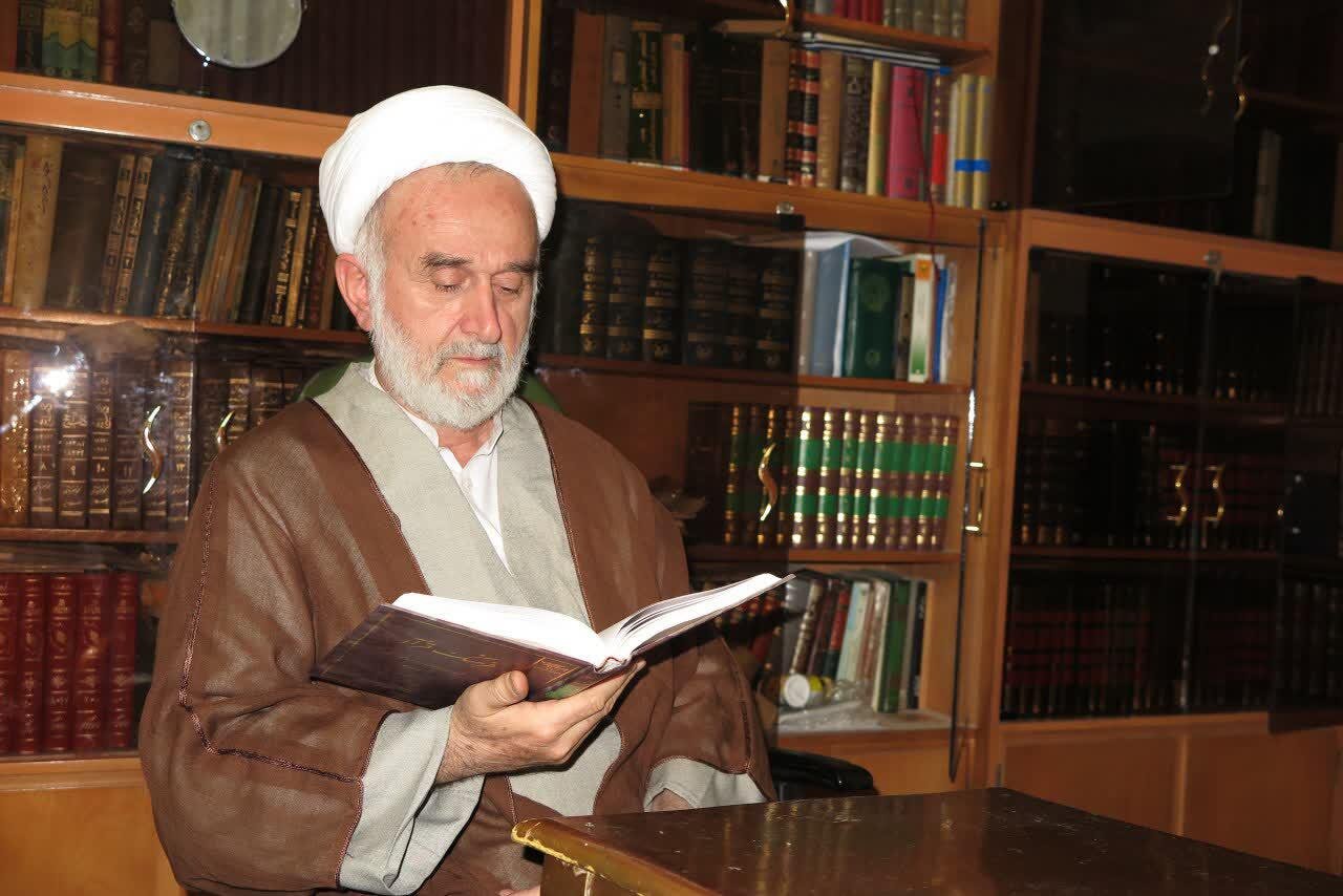 عمل به قرآن معیار پیشگامی امت اسلامی است