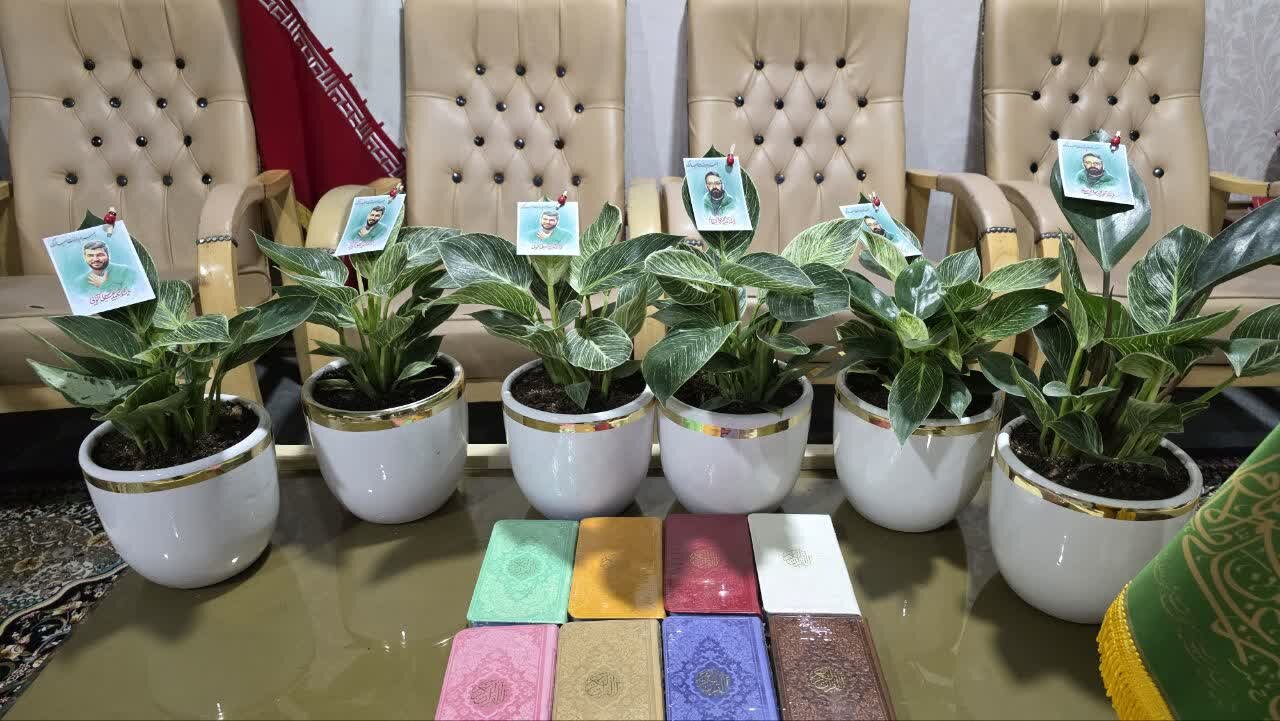 مادران و همسران شهدای اقتدار ملی ناحیه مقاومت بسیج کاشان تجلیل شدند+تصاویر