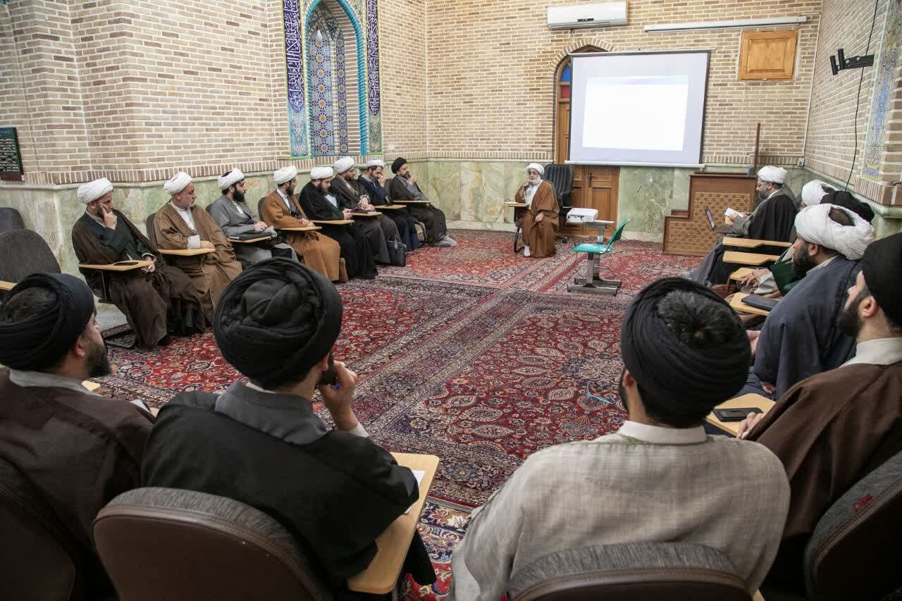 برگزاری نخستین نشست منطقه دو حوزوی