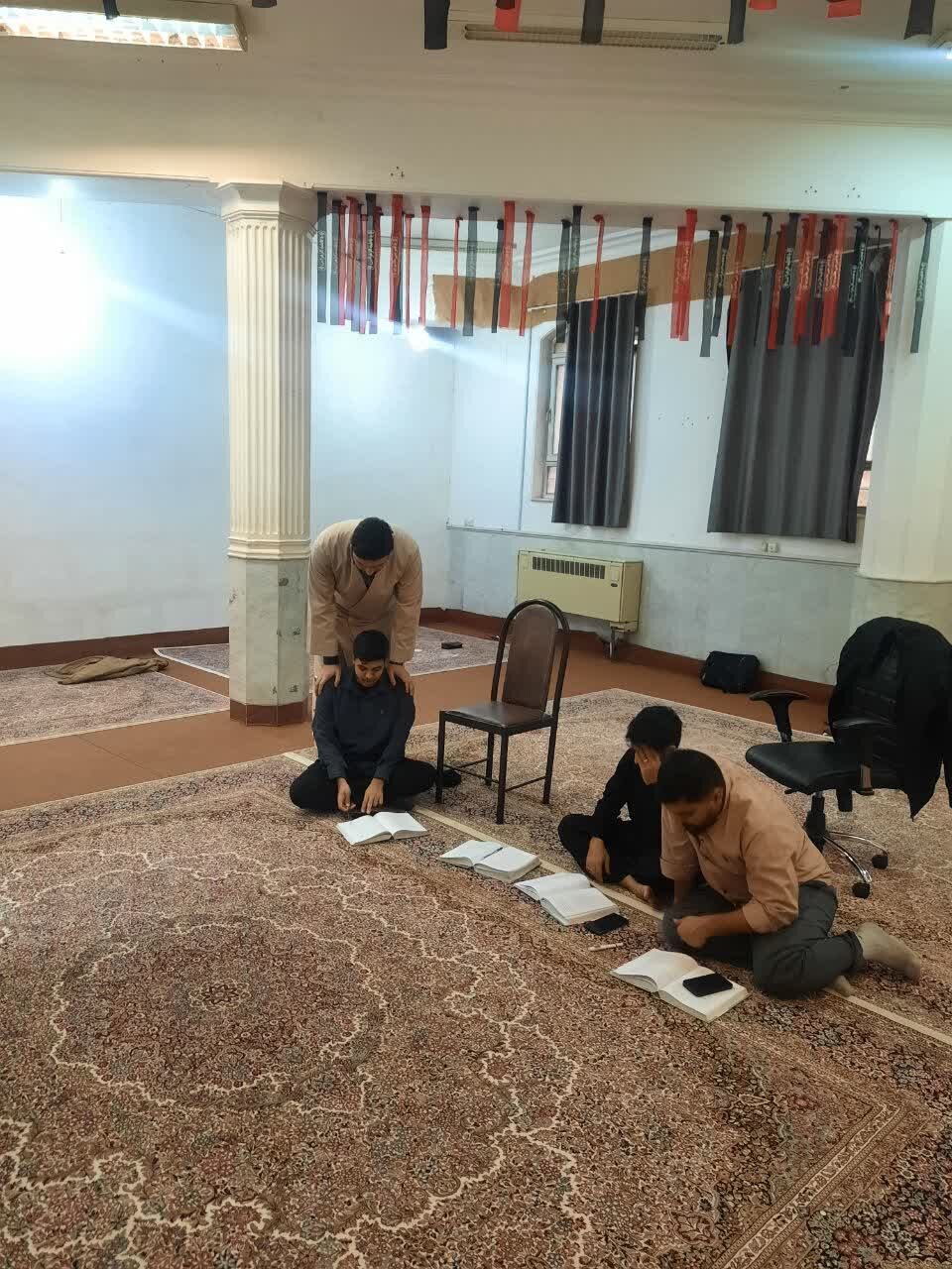 دوره آموزشی ـ تربیتی «رهبان» ویژه طلاب پایه ششم مدرسه علمیه محمودیه کرمان در شهر مقدس قم.