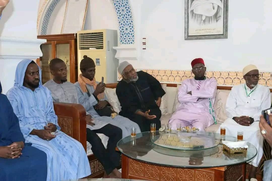 Kundi la Masheikh wa Senegal, Wakutana na Kiongozi wa Tijaniyya wa Eneo la Al-Tamasin, Algeria