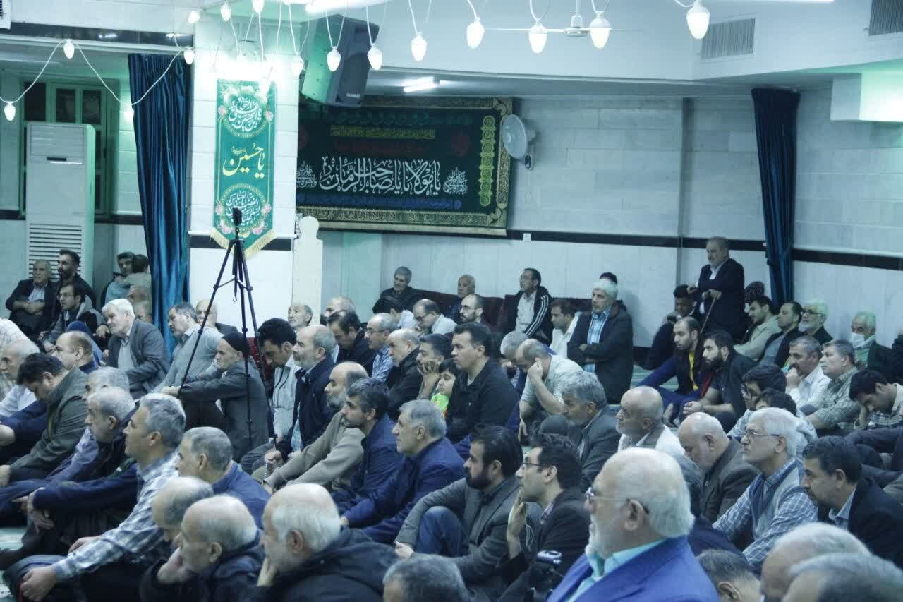 حضرت زهرا(س) الگوی انسان کامل در سه ساحت عبادی، اجتماعی و سیاسی است