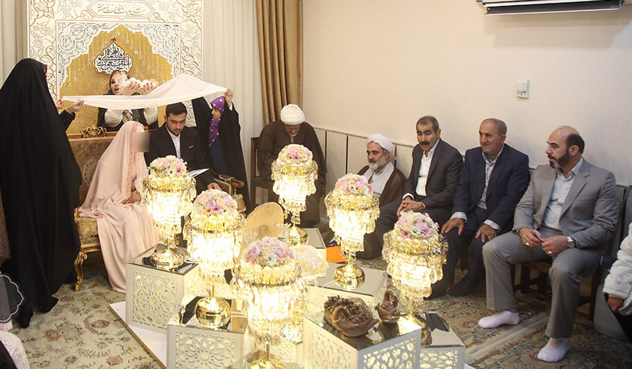 آغاز زندگی مشترک ۲۱۰ زوج جوان در حرم حضرت معصومه(س)