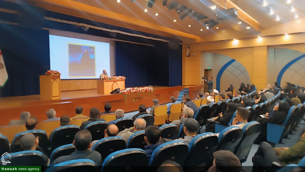 عباس موزون، کارگردان و پژوهشگر برنامه تلویزیونی جذاب و پرمخاطب «زندگی پس از زندگی»