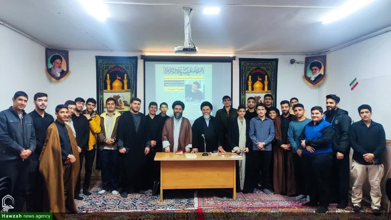 بازدید مدیر حوزه علمیه استان از مدرسه علمیه امام خمینی(ره) نهاوند+تصاویر