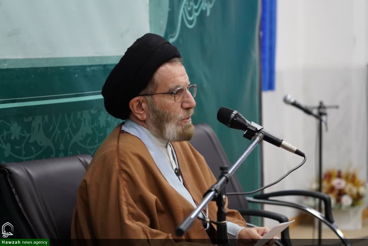 زن، محور آرامش و سلامت خانواده است