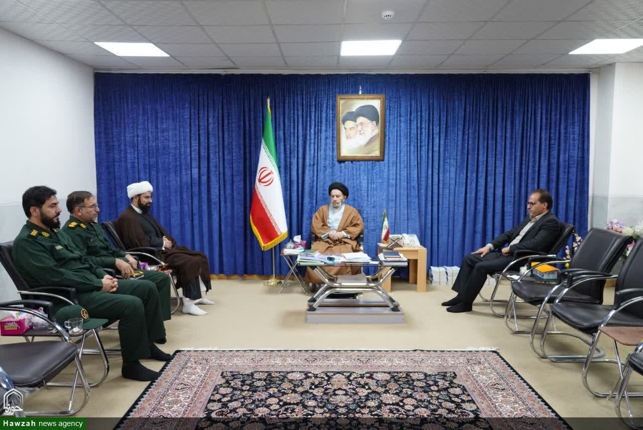 انتخاب مدیران دانا و متعهد نقش تعیین‌کننده‌ای در رفع عقب‌ماندگی‌ها دارد