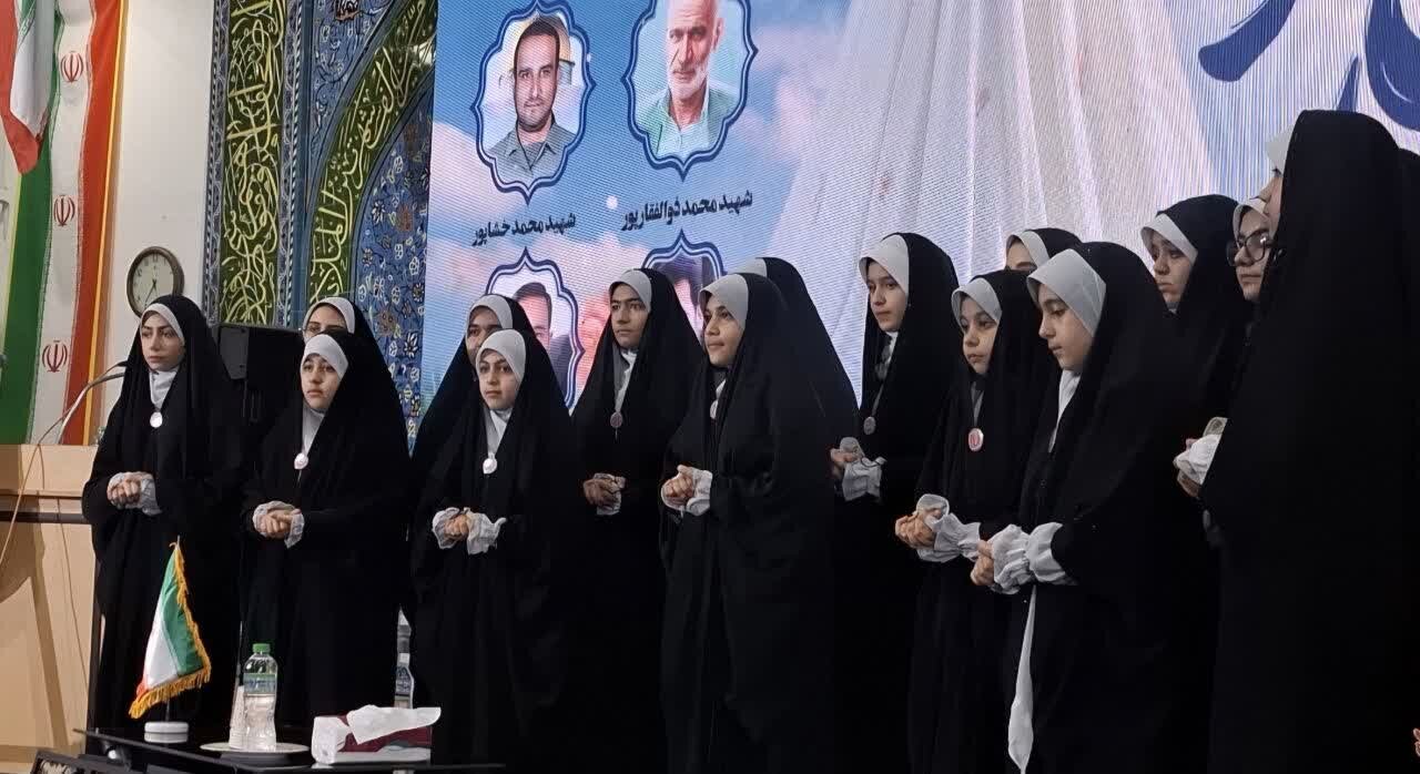 همایش بزرگ بانوان مثلِ زهرا (س)در آران و بیدگل برگزار شد+تصاویر