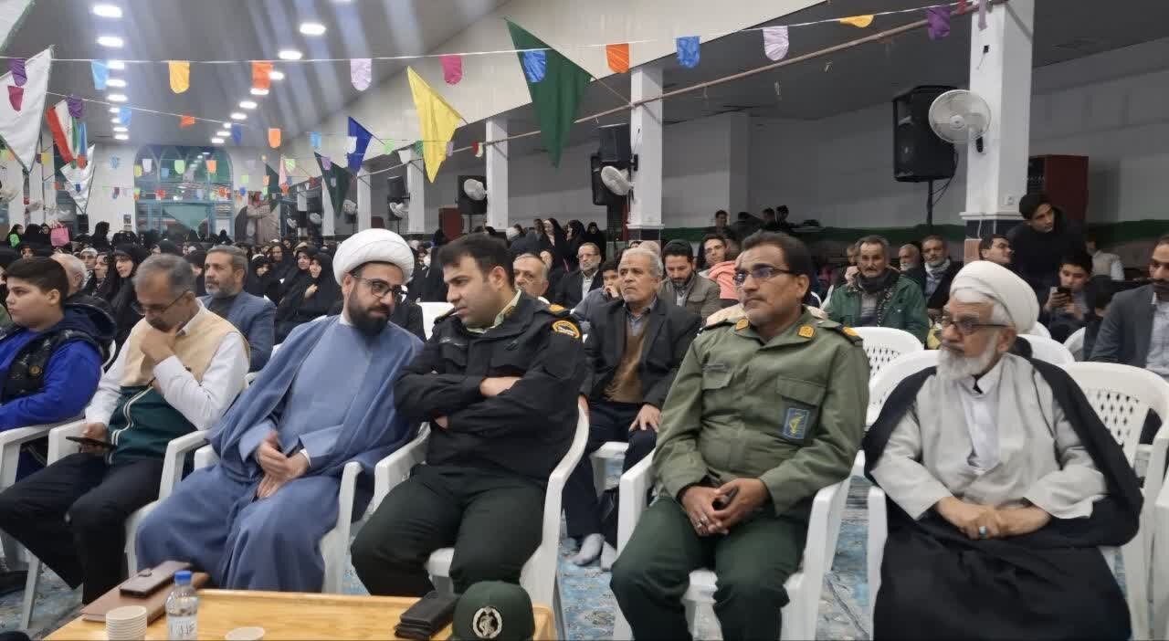 همایش بزرگ بانوان مثلِ زهرا (س)در آران و بیدگل برگزار شد+تصاویر