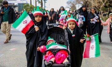  آشنا کردن کودکان با سیاست