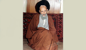 یکی نماز اول وقت و دیگری سورهٔ مؤمنون