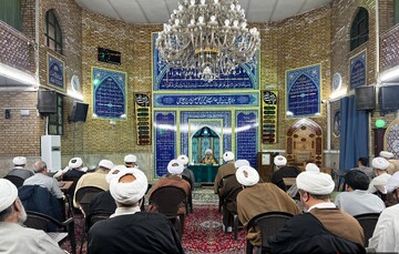 تصاویر/ برگزاری درس خارج فقه در مسجد جامع امام رضا(ع) شهرک اکباتان تهران