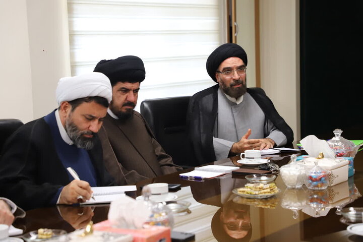 تصاویر/ جلسه شورای عالی حوزه های علمیه استان کردستان