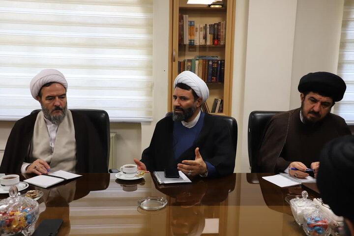 تصاویر/ جلسه شورای عالی حوزه های علمیه استان کردستان