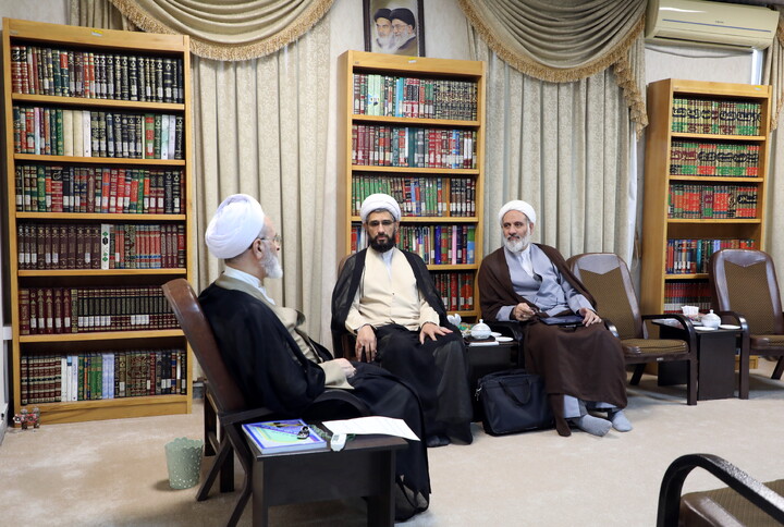 تصاویر/ دیدار مدیر حوزه علمیه استان گلستان با آیت الله اعرافی